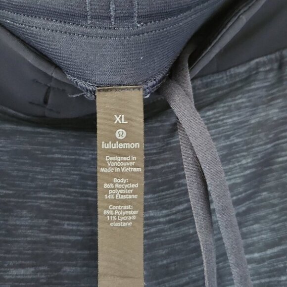 LULULEMON | T.H.E. Shorts 11" heathered Navy Sz XL - Picture 5 of 5